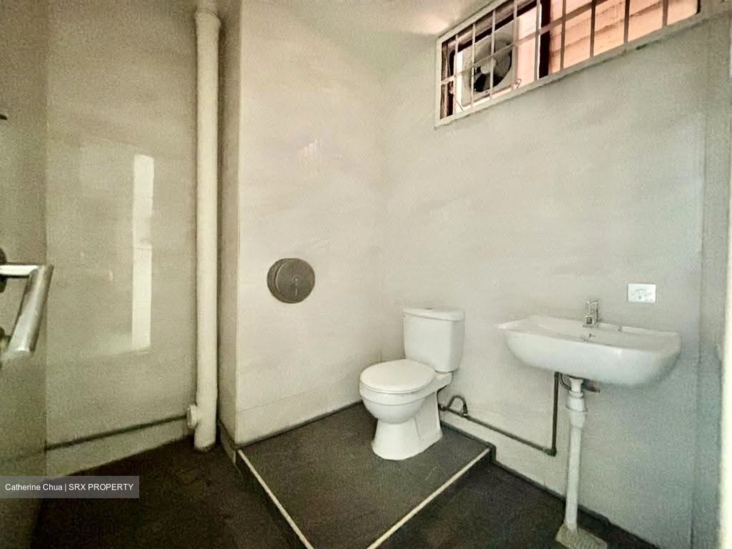 Rowell Court (D8), Shop House #612392041
